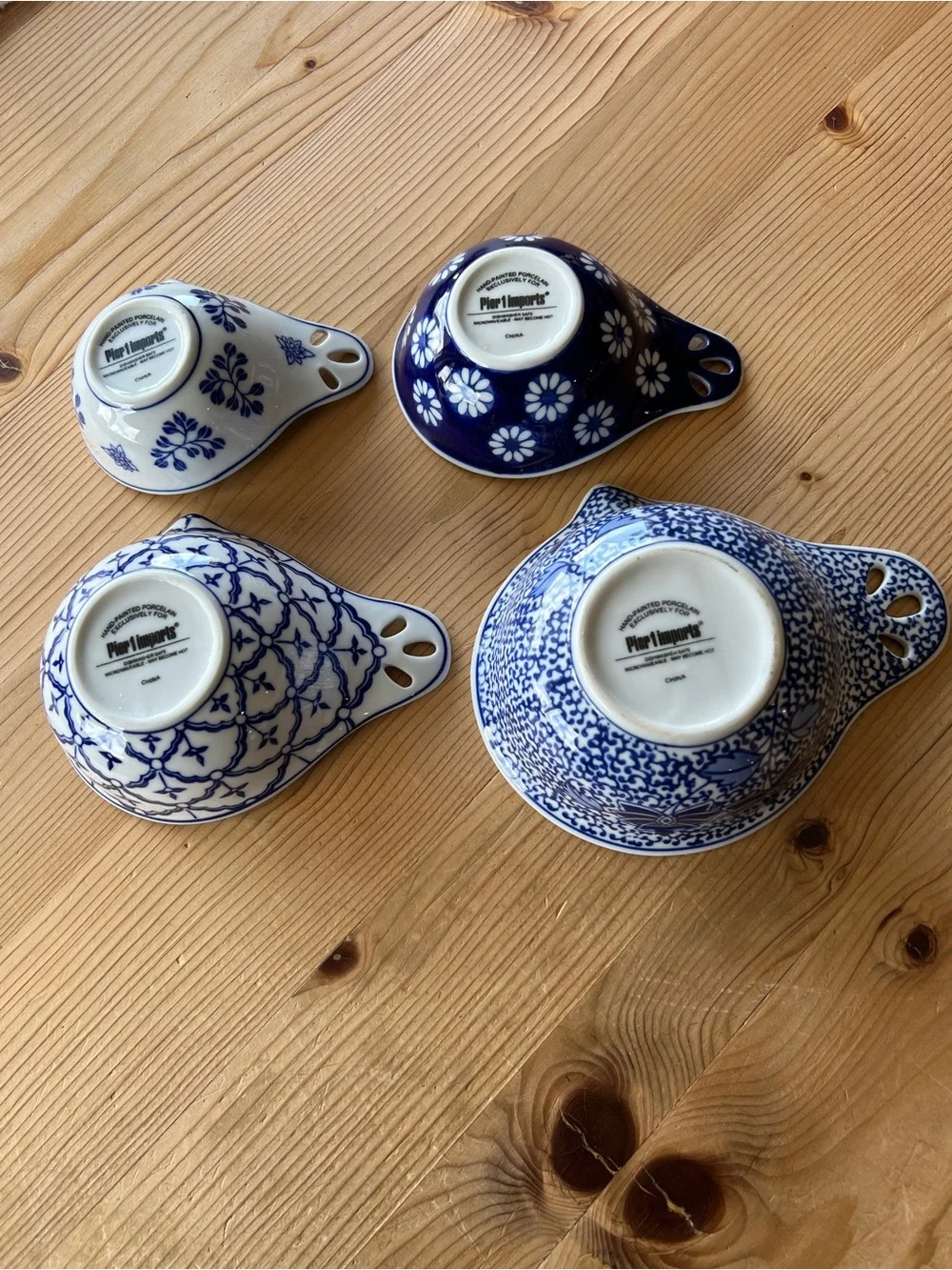 Pier 1 Ceramic Nesting Measuring Cups